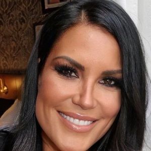 Meet your Posher, Robyne